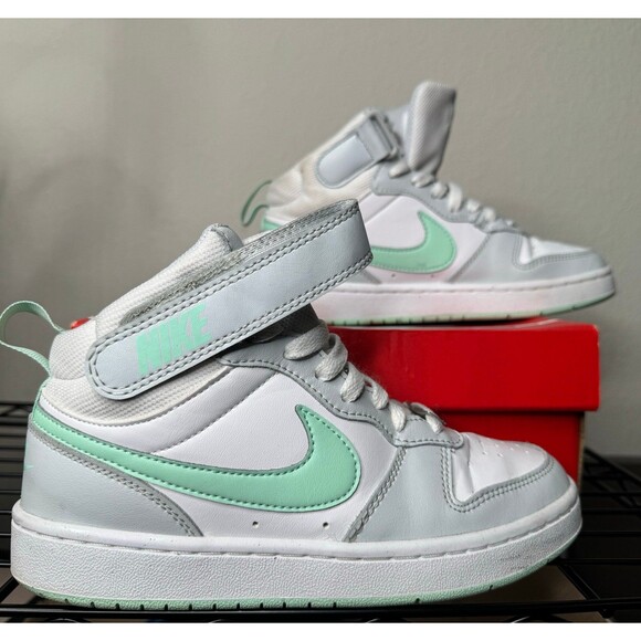 Nike court Borough Mid 2‎ GS size 4.5Y - Picture 1 of 7